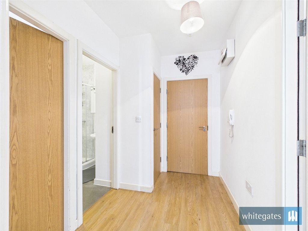 Property photo 2 of 11 Picture No. 03