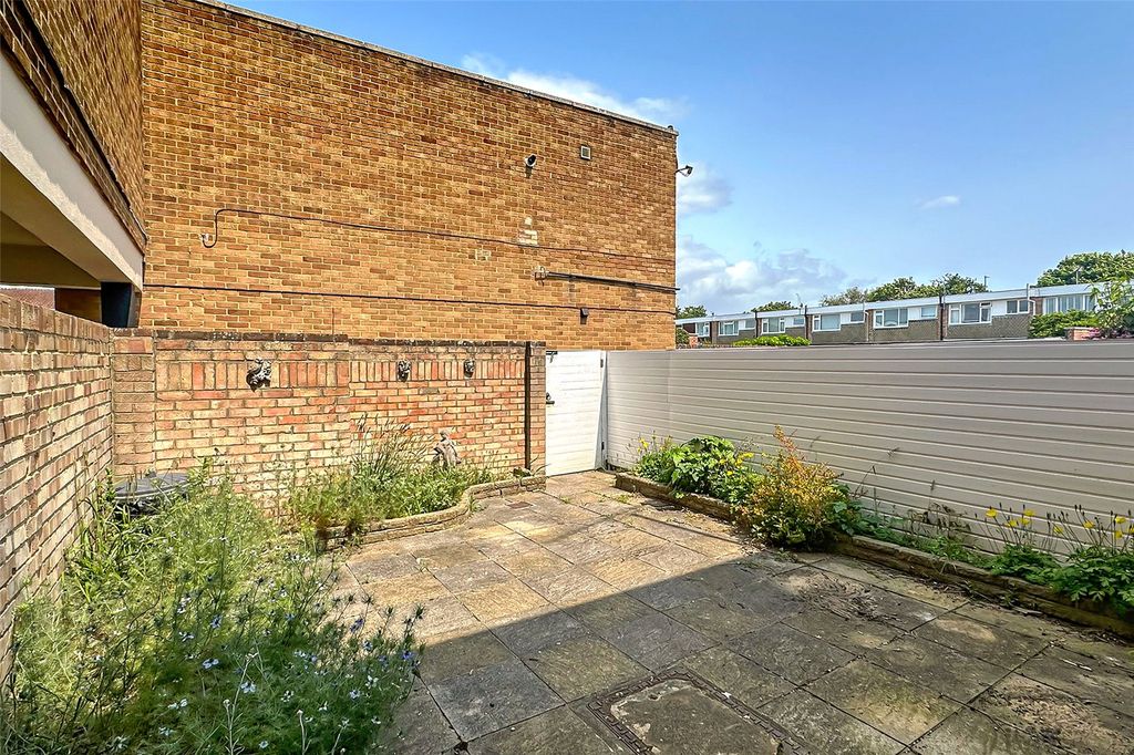 Property photo 2 of 17 Picture No. 08