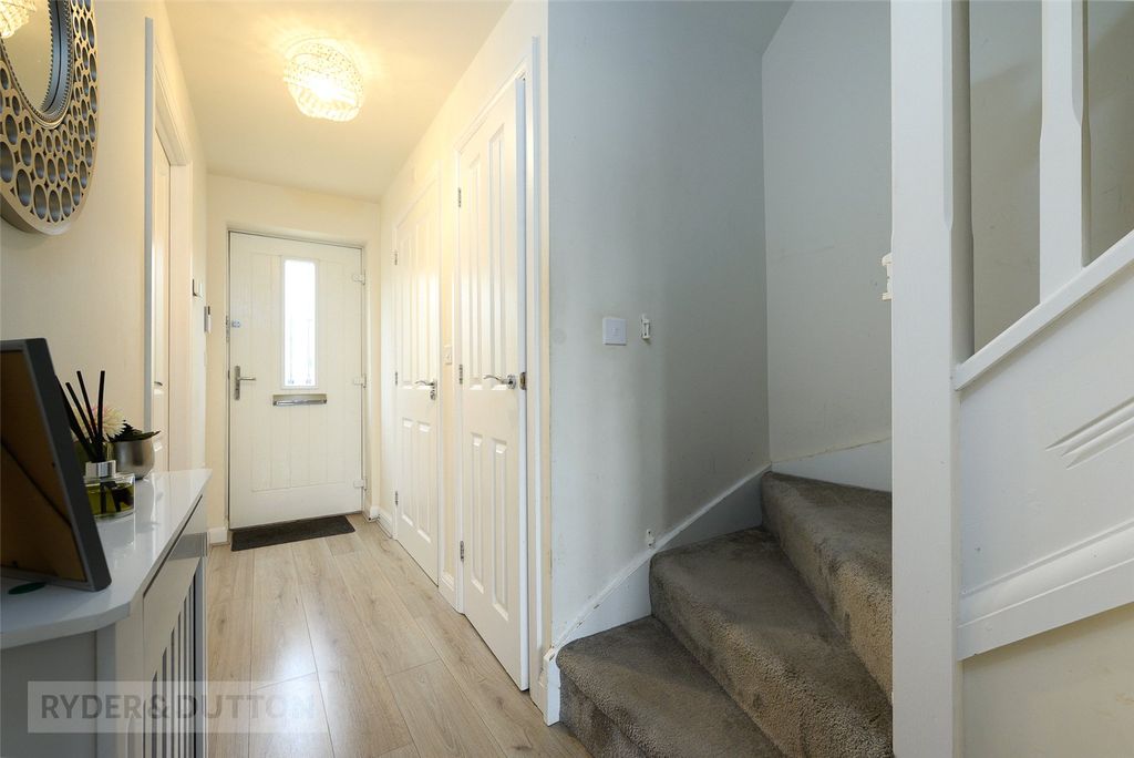 Property photo 2 of 23 Picture No. 09