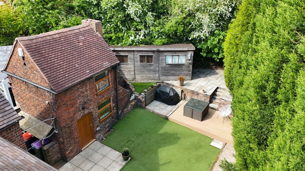 Property photo 2 of 31 5102753