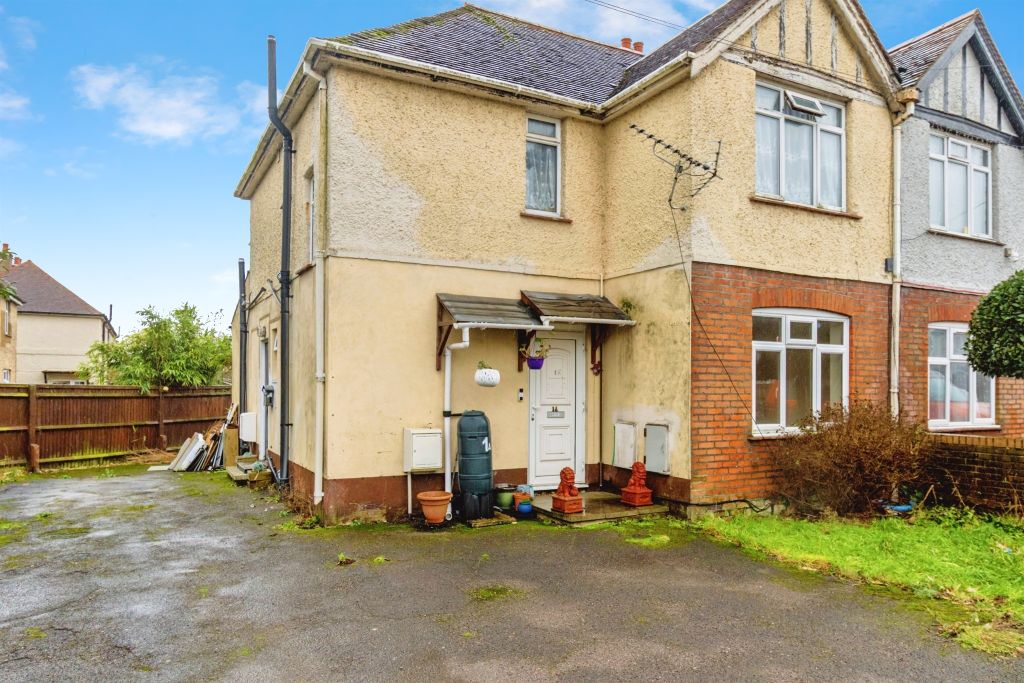 Property photo 1 of 13