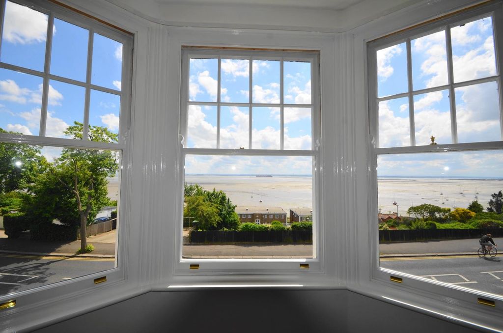 Property photo 3 of 12 Lounge Window