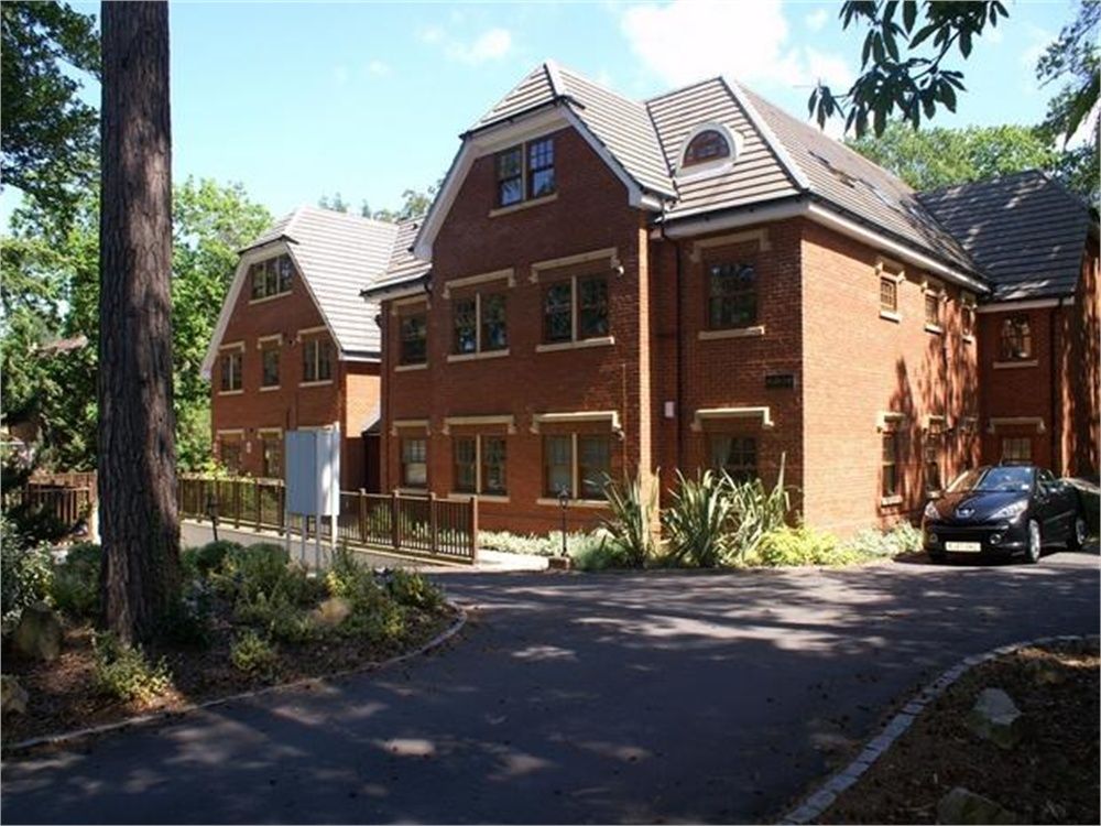 Property photo 1 of 1
