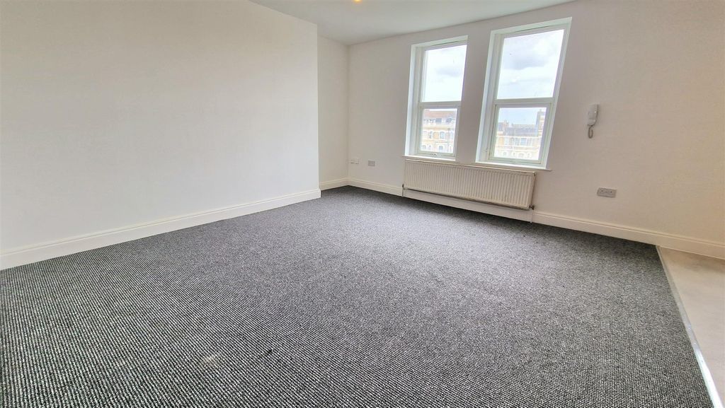 Property photo 2 of 9 Living Room