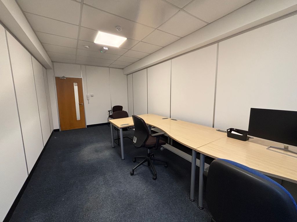 Property photo 2 of 6