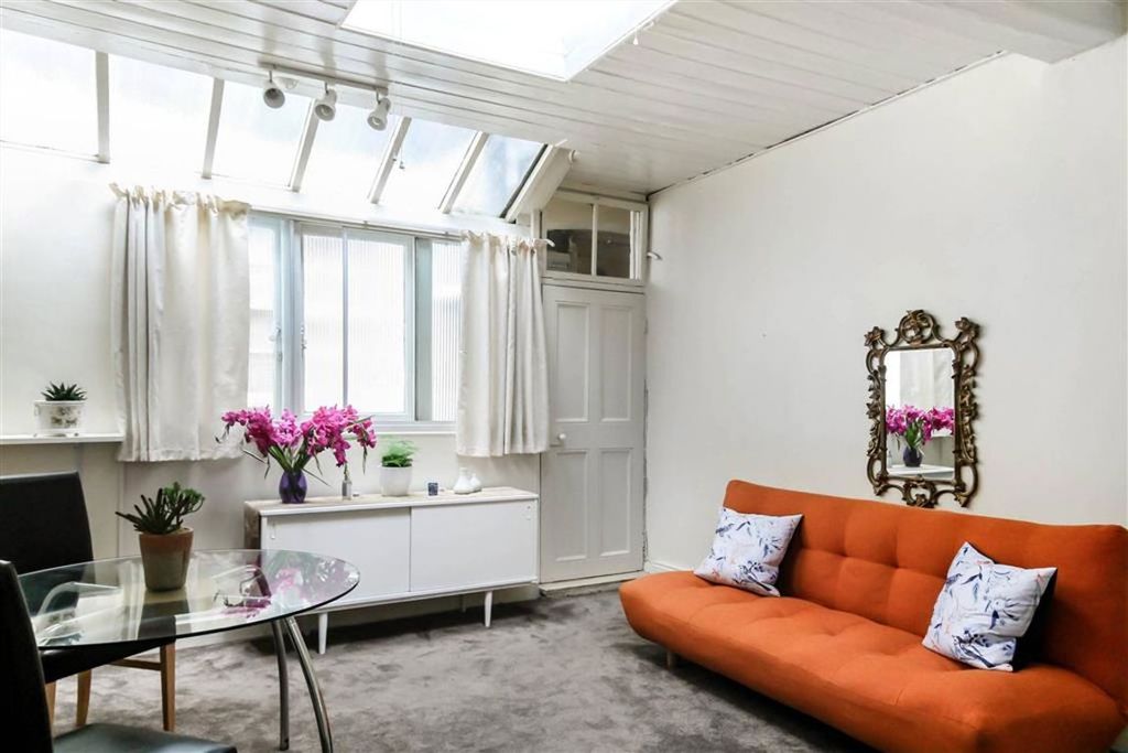 Property photo 2 of 4