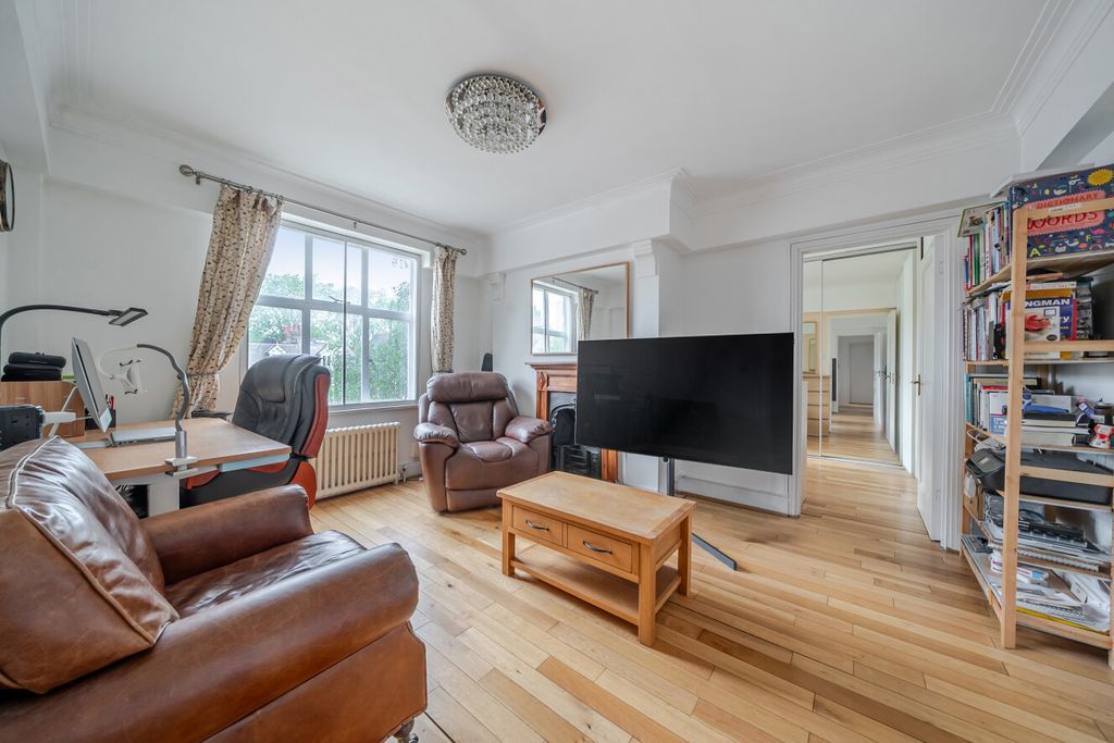 Property photo 2 of 12 1458953-9-6A0c5F8...