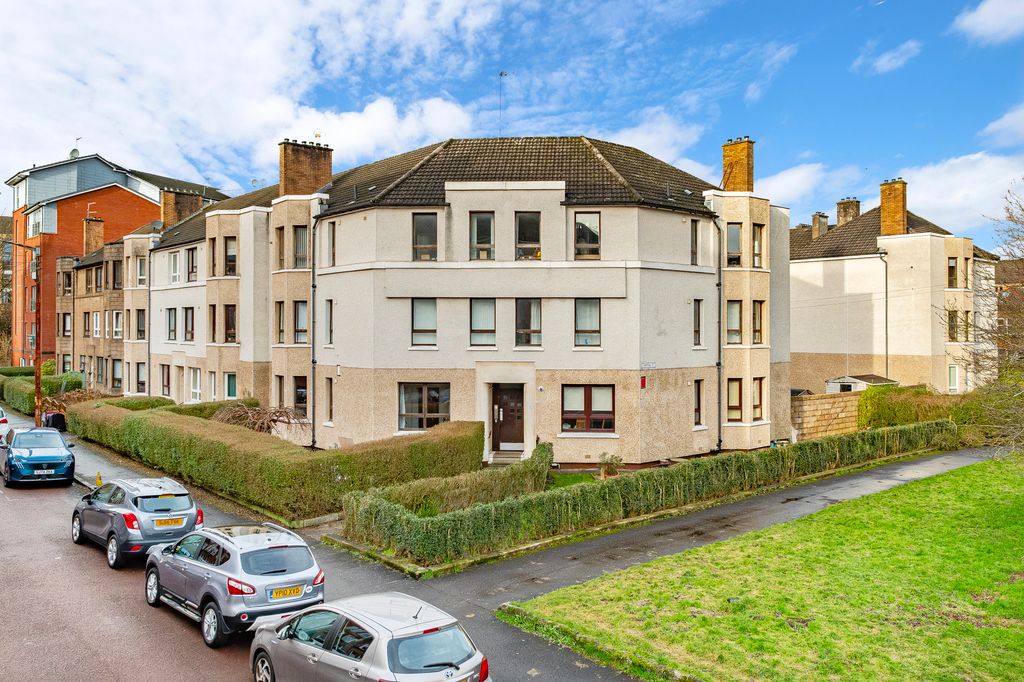 Property photo 1 of 31