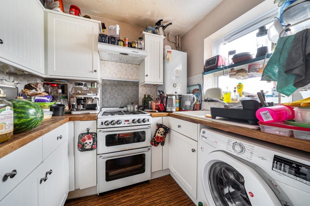 Property photo 2 of 22 Kitchen