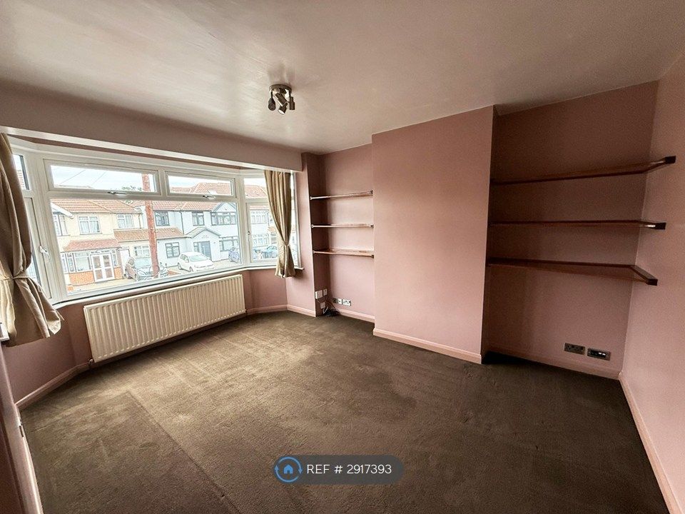 Property photo 2 of 10 Living Room