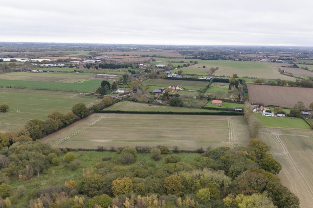 Property photo 3 of 3 Photo 3