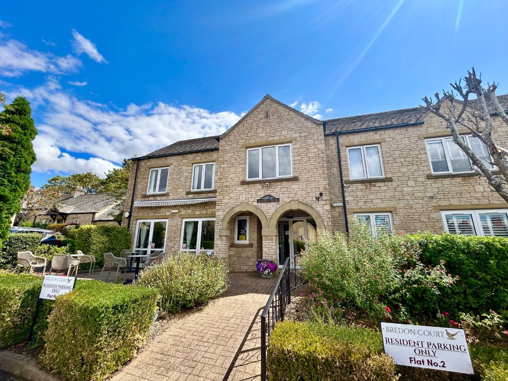Property photo 1 of 50 4739402