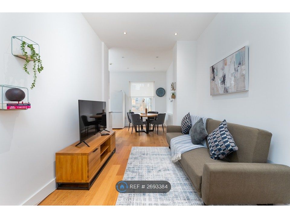 Property photo 2 of 10 Reception