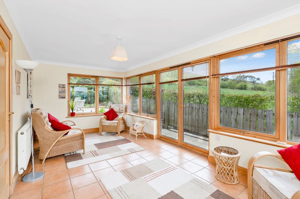 Property photo 3 of 66 Garden Room