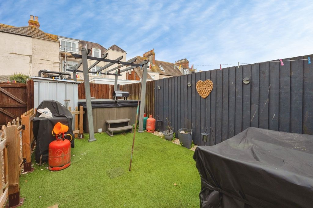 Property photo 2 of 20 Pbox-Img.Jpg