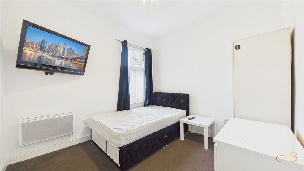 Property photo 2 of 3 Picture No. 06