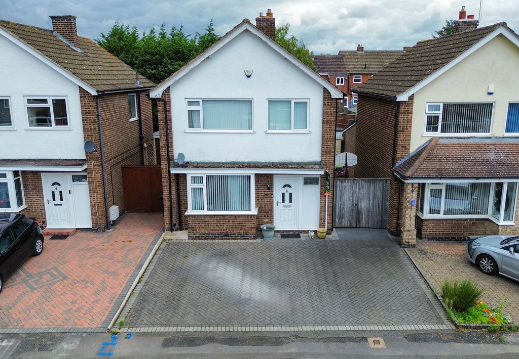 Property photo 1 of 22