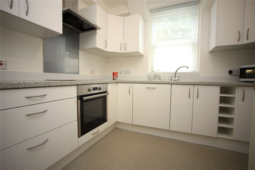 Property photo 3 of 12 Picture No. 24