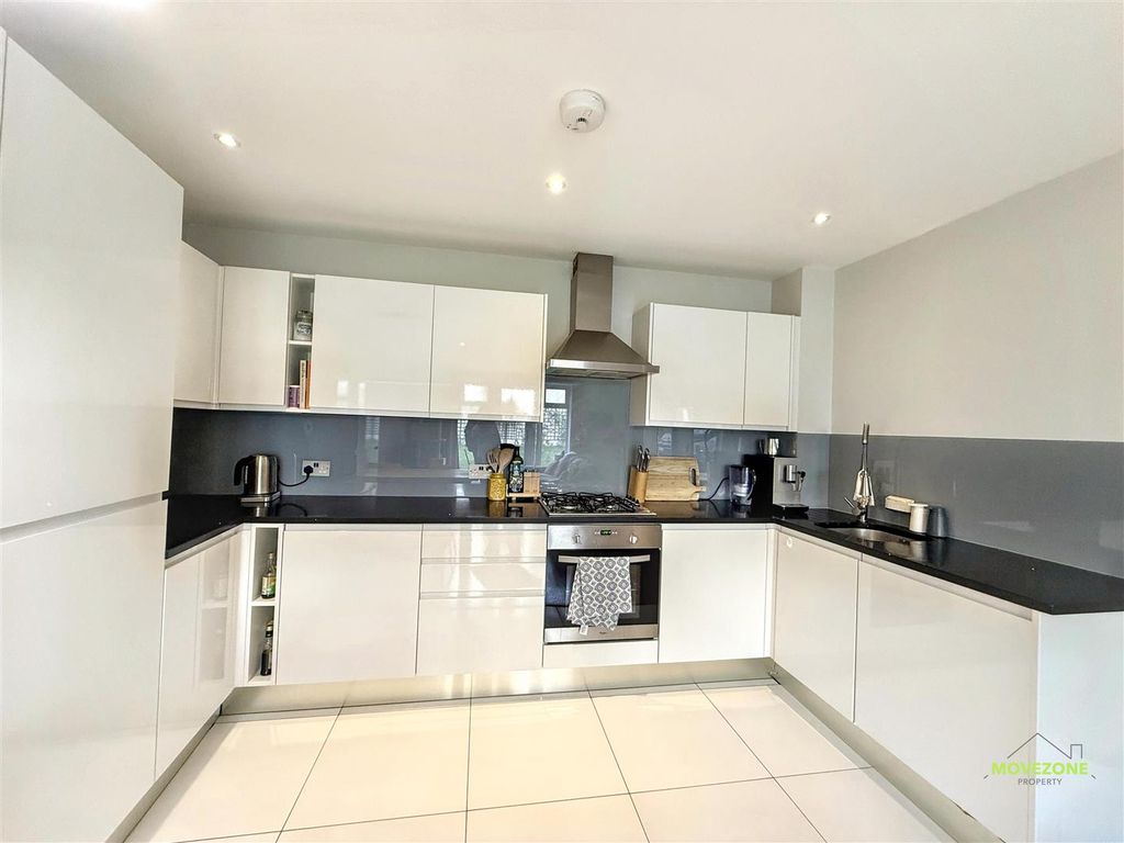 Property photo 2 of 10 Img_5940.Jpg