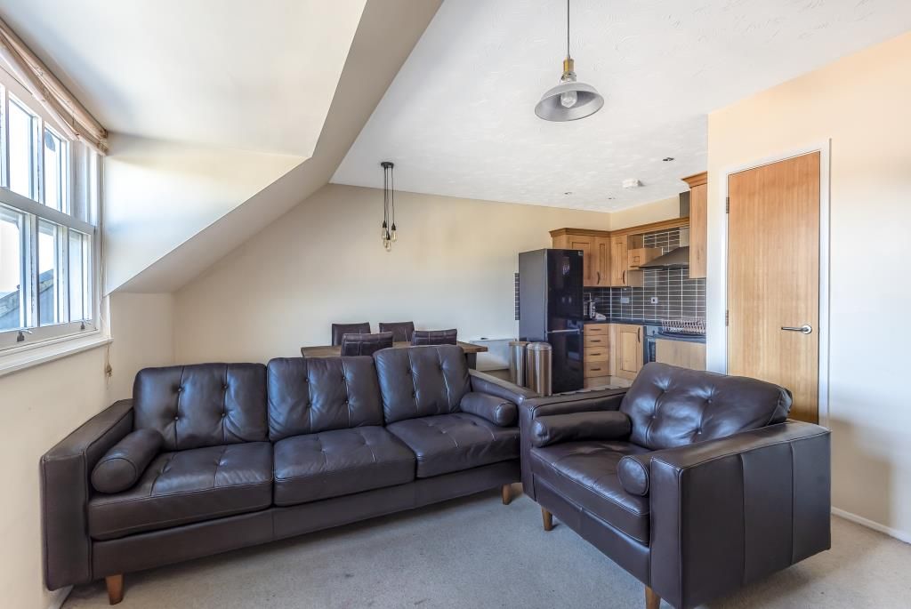 Property photo 1 of 9 Interior