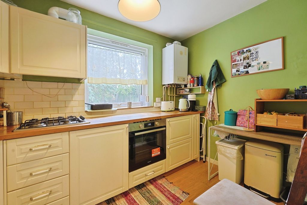 Property photo 2 of 17 Pbox-Img.Jpg