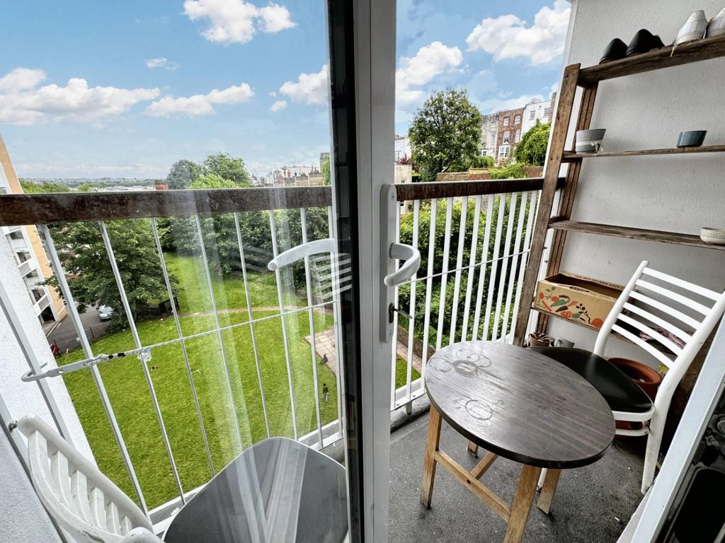 Property photo 2 of 14 Yw76Js8Y0U6Ze5Yefmy8Ja