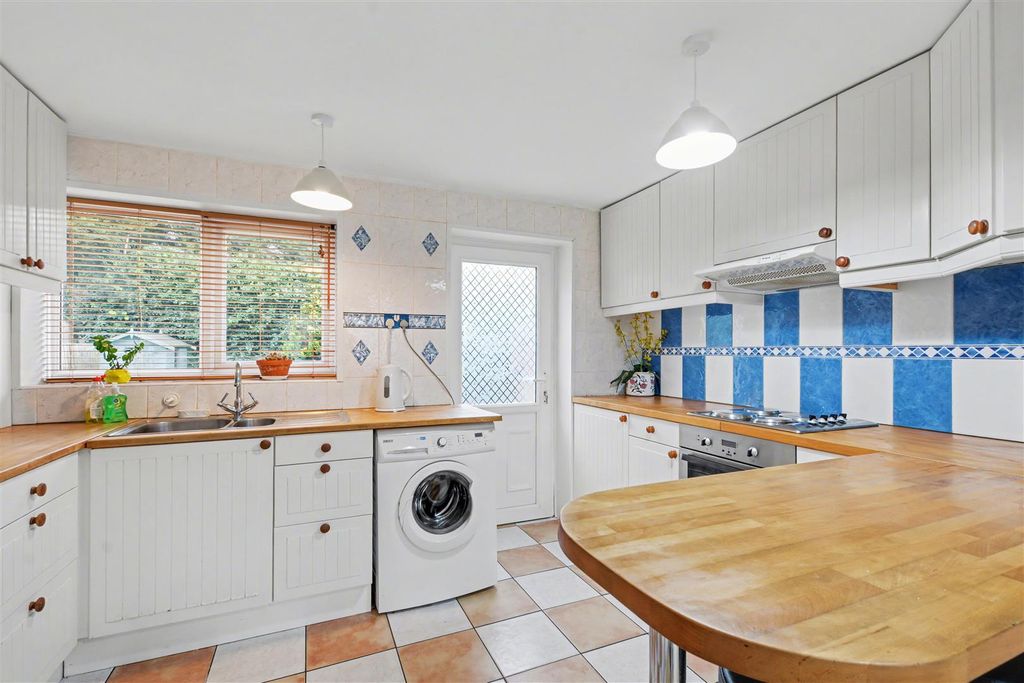 Property photo 3 of 20 Kitchen_3.Jpeg