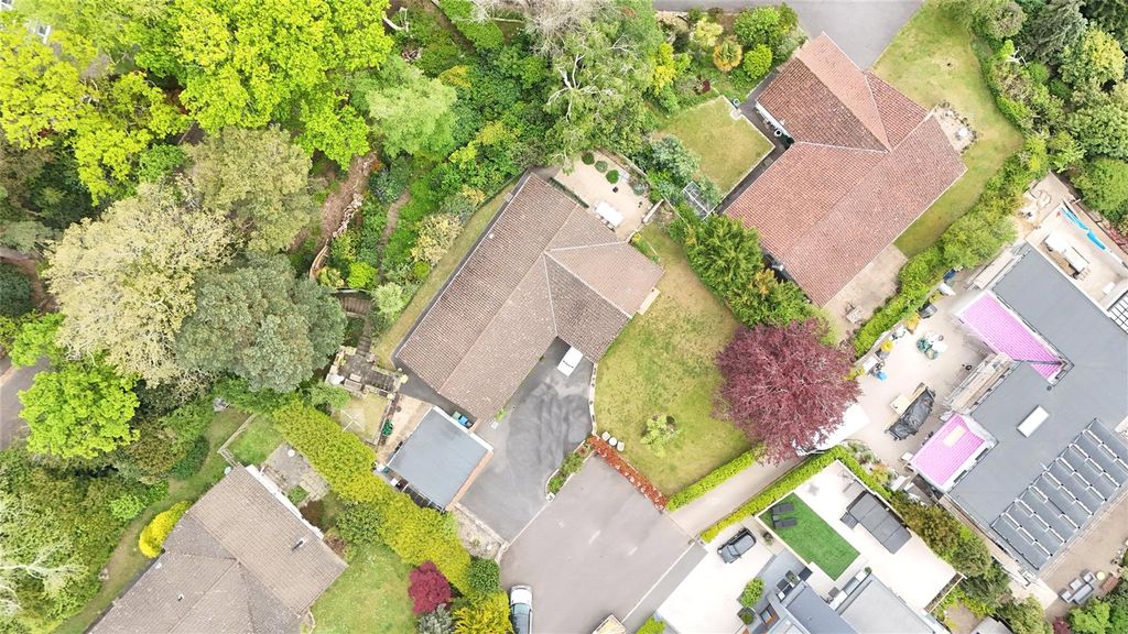 Property photo 2 of 17 Picture No. 04