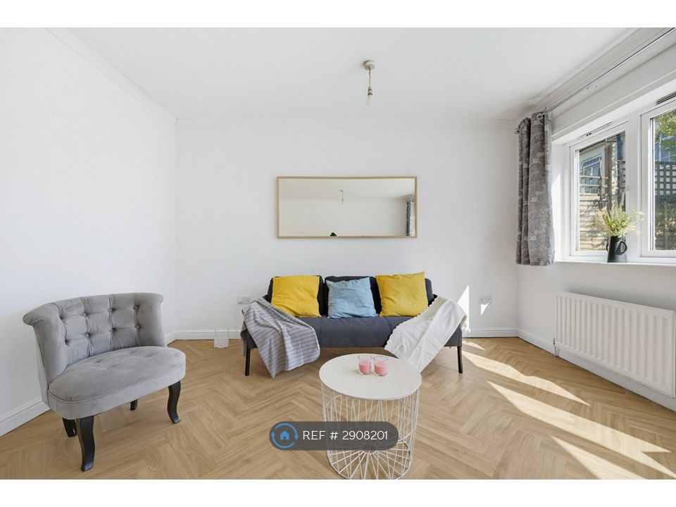 Property photo 3 of 33