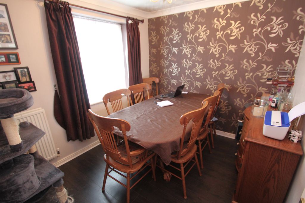 Property photo 3 of 13 Img_5716