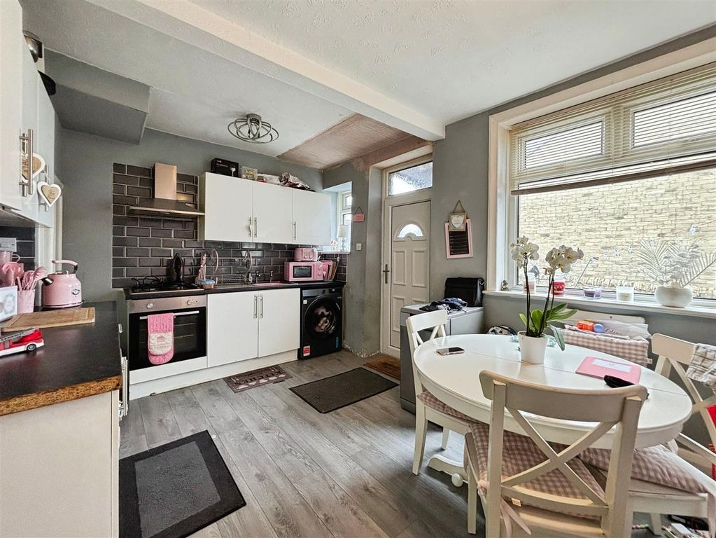 Property photo 2 of 12 Kitchen/Diner