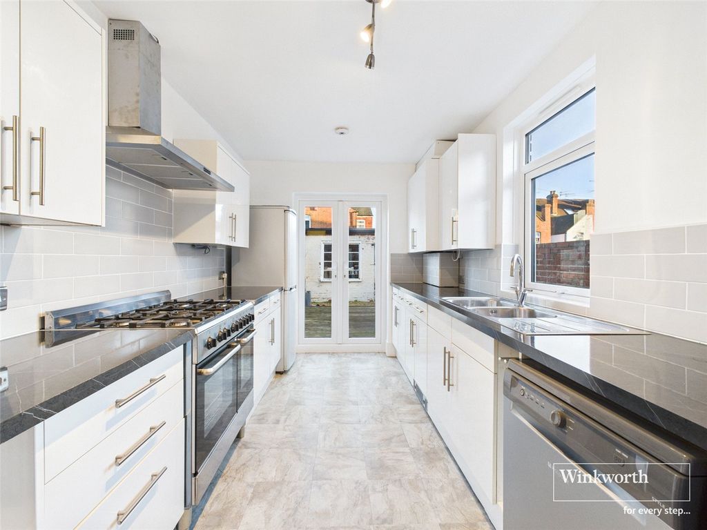 Property photo 2 of 9 Picture No. 05