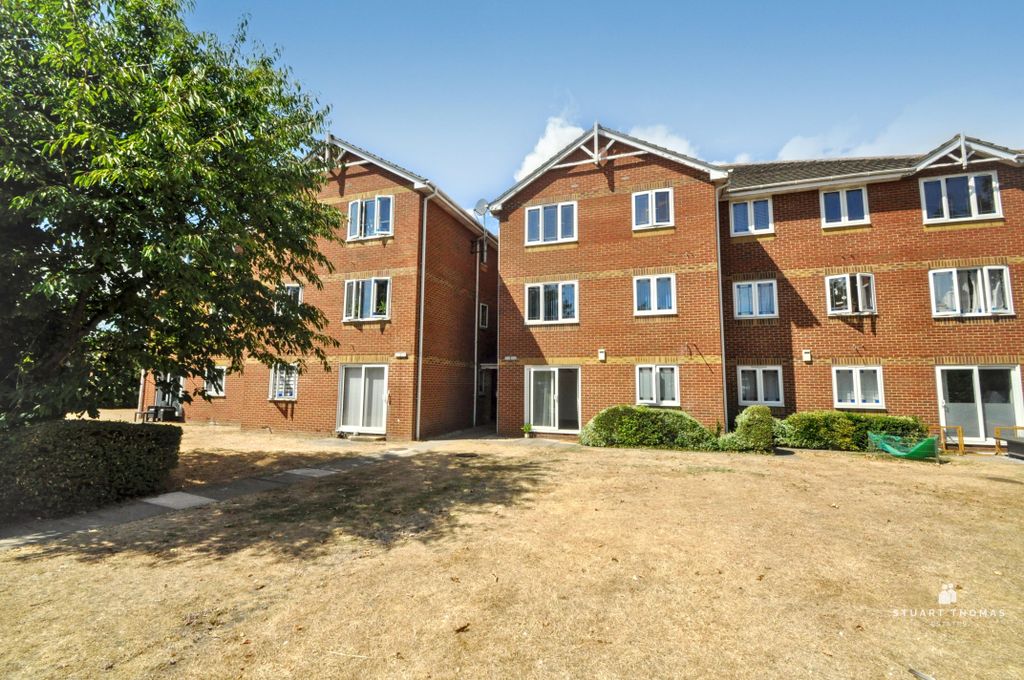 Property photo 1 of 9