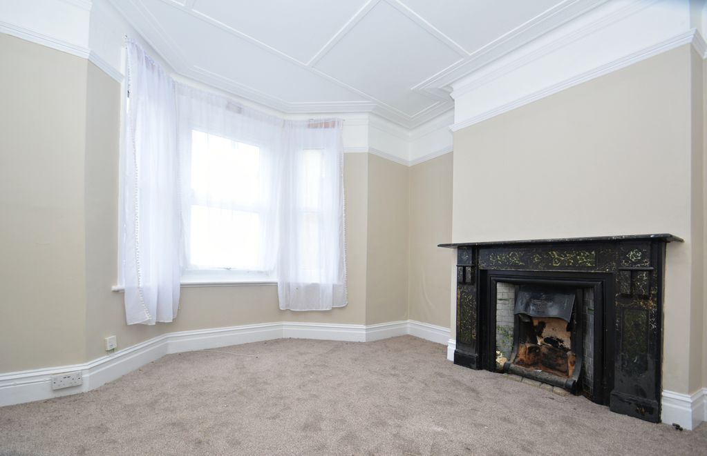 Property photo 3 of 15 Photo 12