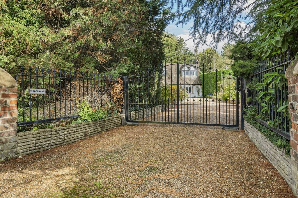 Property photo 3 of 30