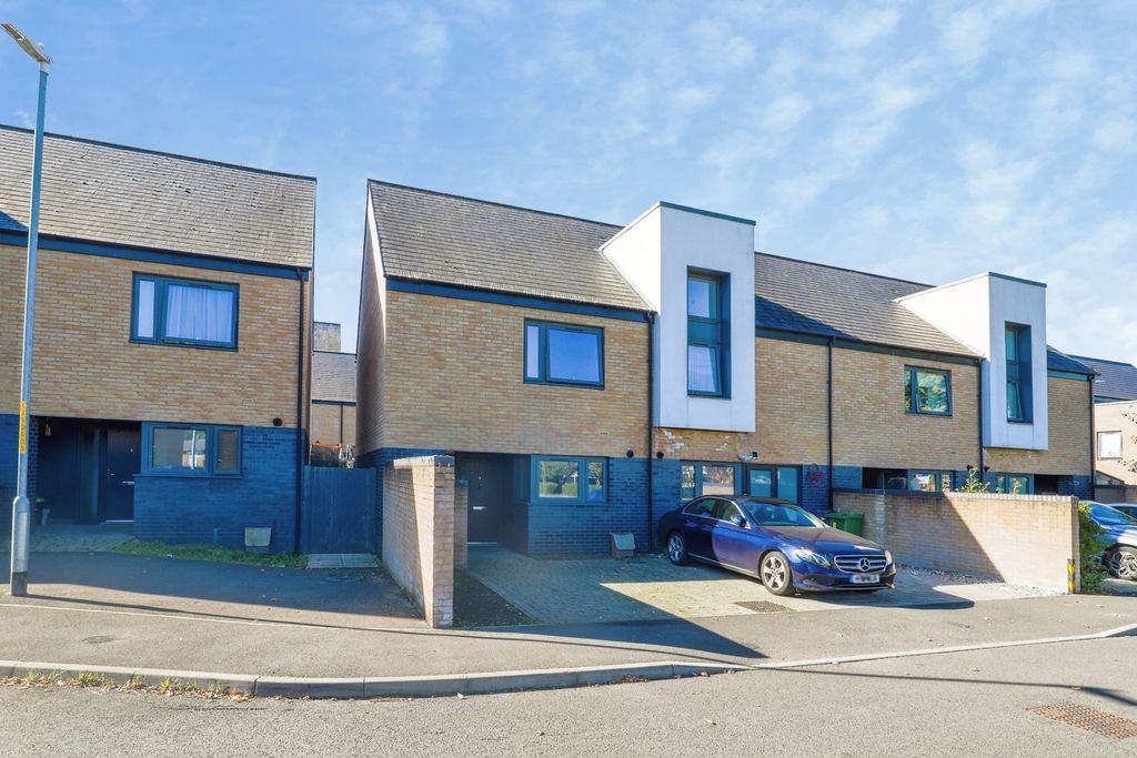 Property photo 1 of 14 Pbox-Img.Jpg