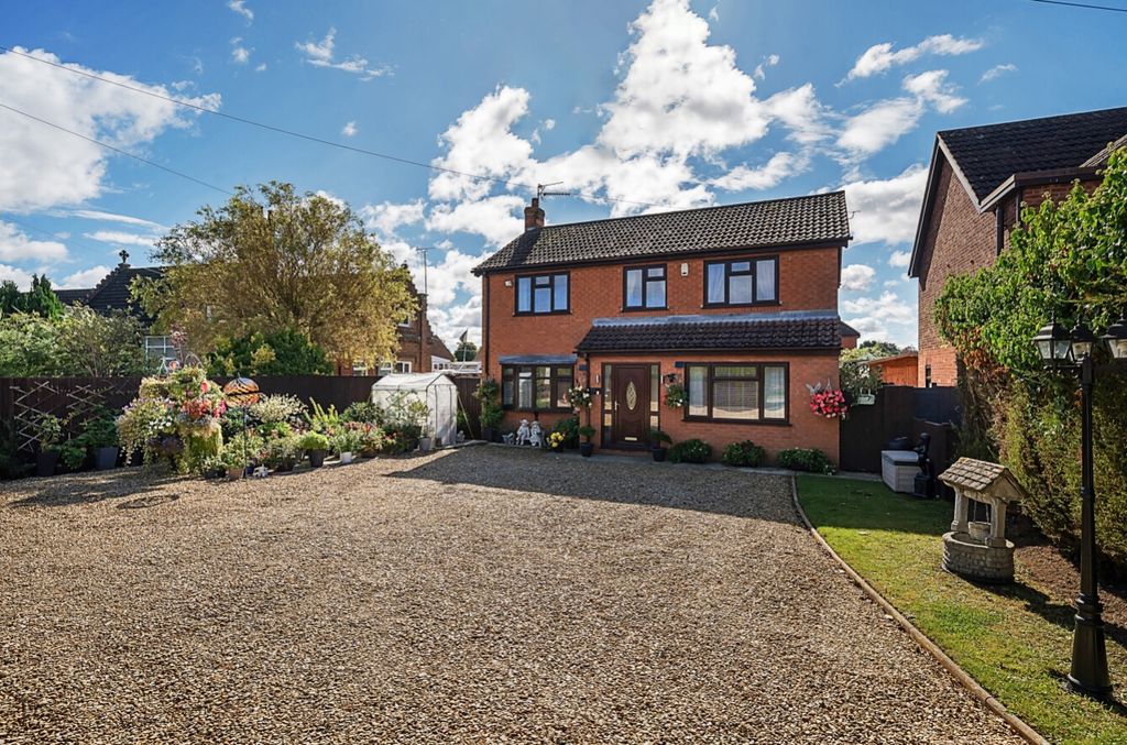 Property photo 1 of 22 1183556 (11)