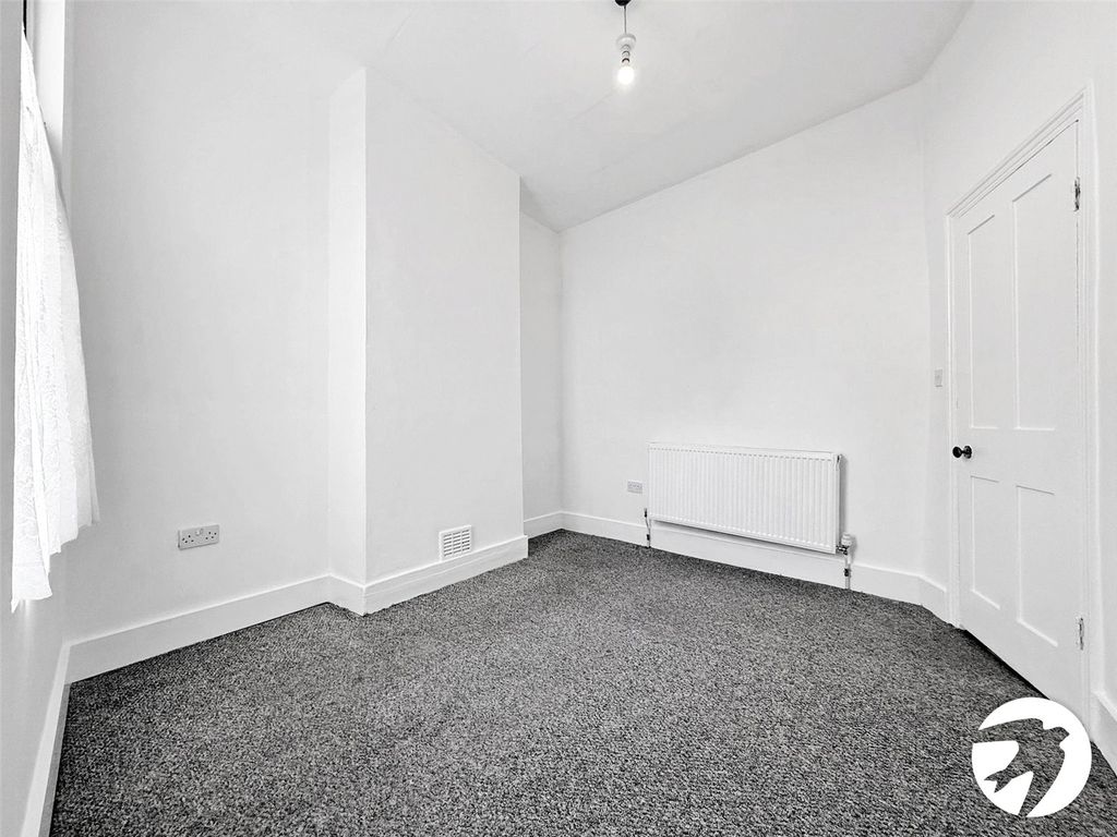 Property photo 3 of 13 Bedroom 1