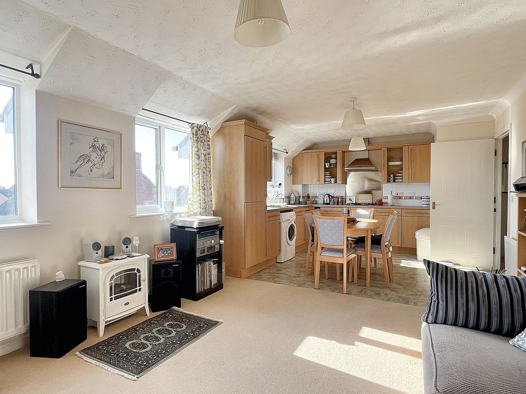 Property photo 3 of 8 Not Specified