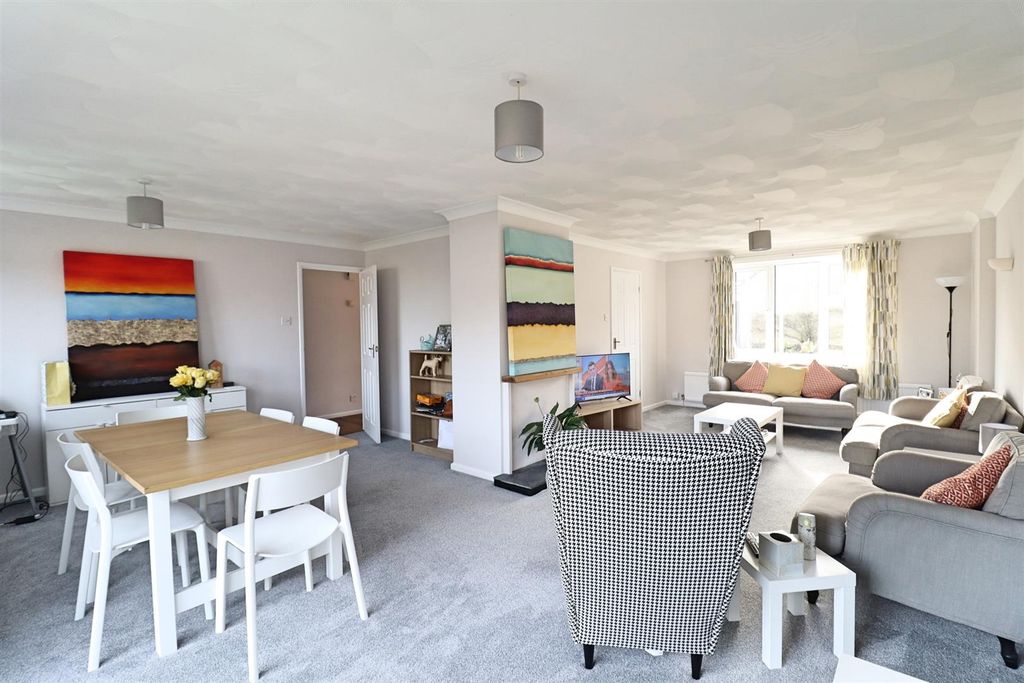 Property photo 2 of 18 Img_9260.Jpg