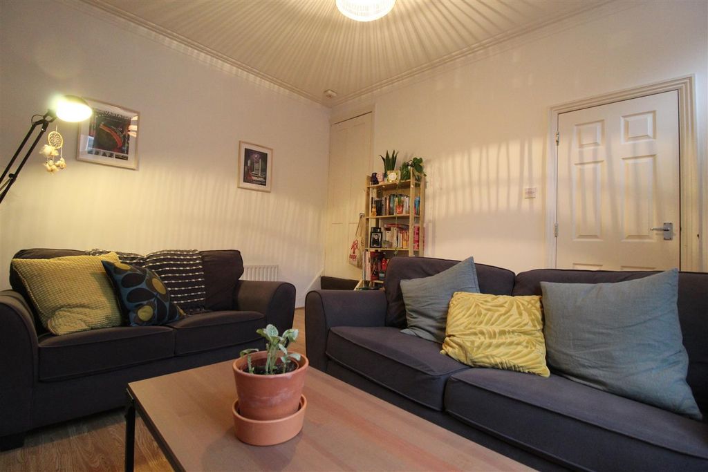 Property photo 2 of 11 Img_3831.Jpg