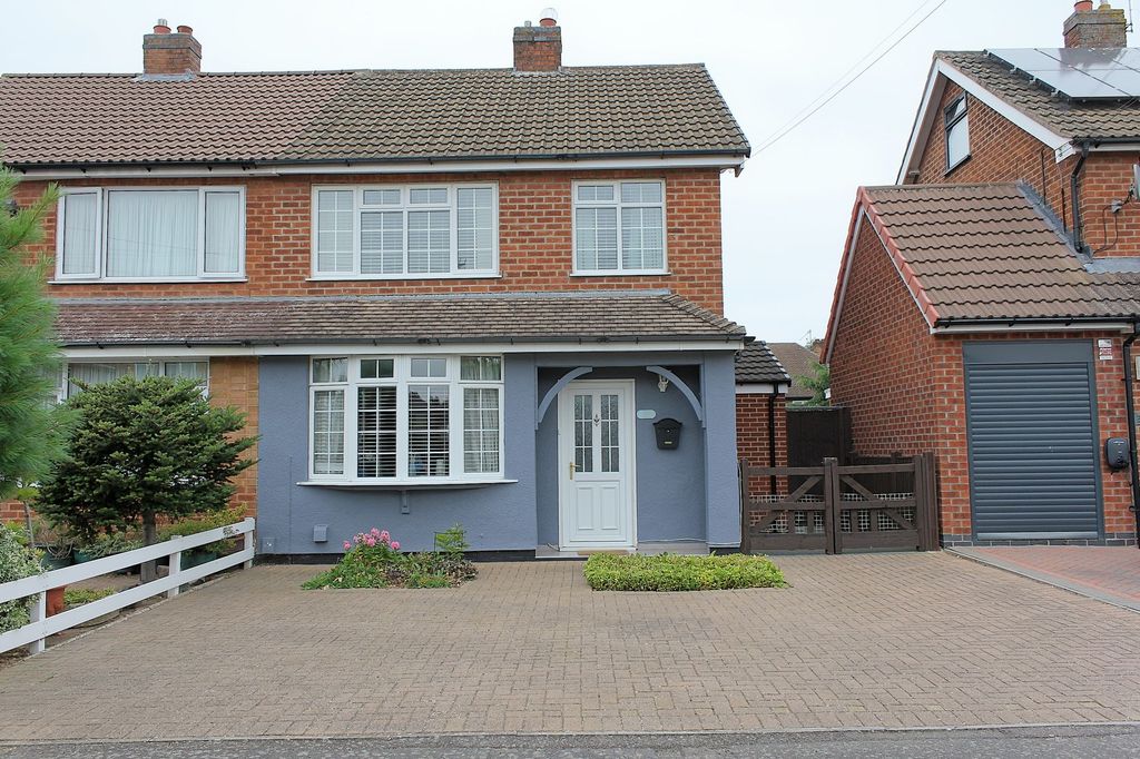 Property photo 1 of 20