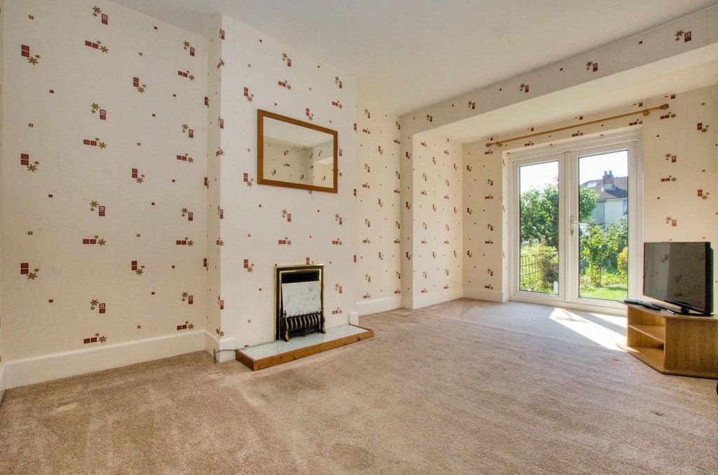 Property photo 3 of 11 Uhfugh_Qx0Qmpinfrhj5Qa.Jpg