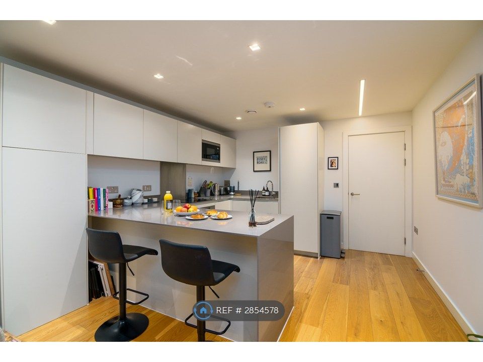 Property photo 3 of 13 Kitchen