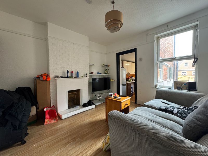 Property photo 3 of 10 Photo 3