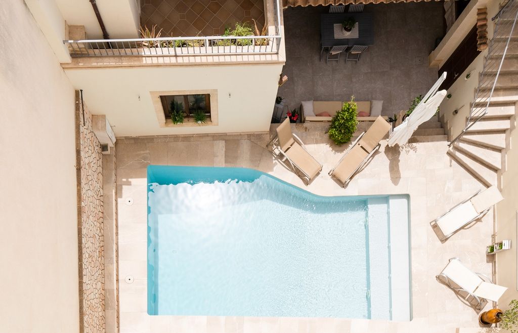 Property photo 3 of 26 03.Jpeg