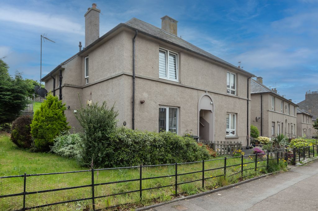 Property photo 1 of 24