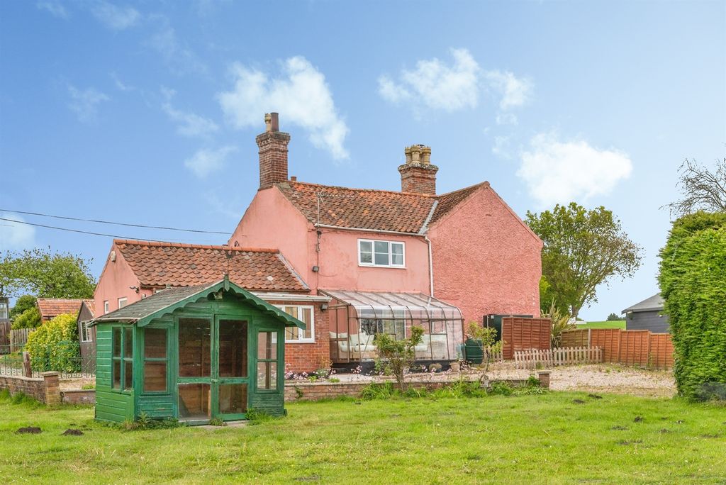 Property photo 1 of 13