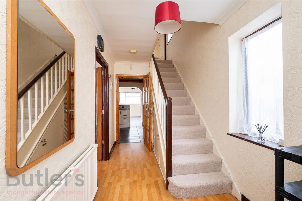 Property photo 3 of 12 Td-017 Wm.Jpg