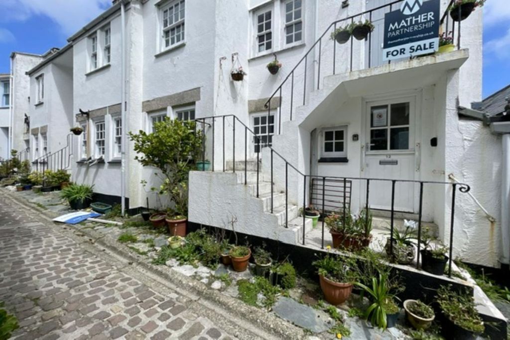 Property photo 1 of 16 12 Virgin Street, St Ives, Cornwall, Tr26 1Hp